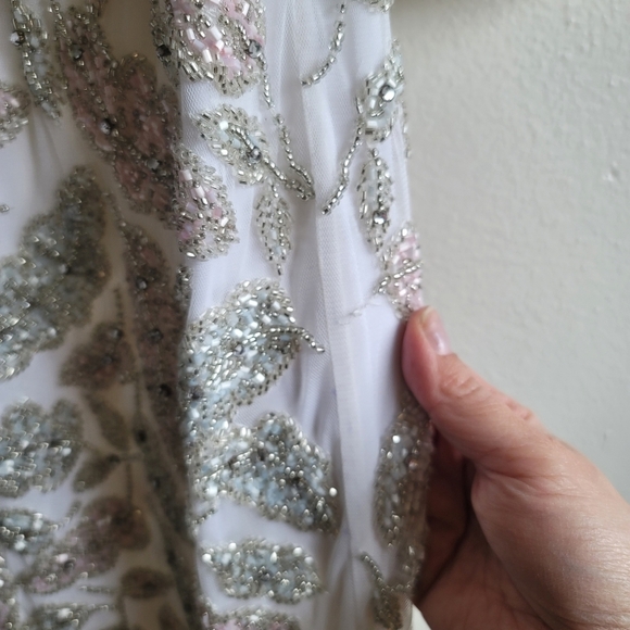 Mac duggal, Foliage Embellished‎ Sheath Dress, Ivory, Size 4, NWT - Picture 12 of 15